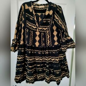 Sofia Dress. V Neck. Ruffle sleeve. Tunic Silhouette.